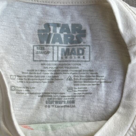 Star Wars Yoda Happy Holidays short sleeve t-shirt size small - Picture 2 of 7